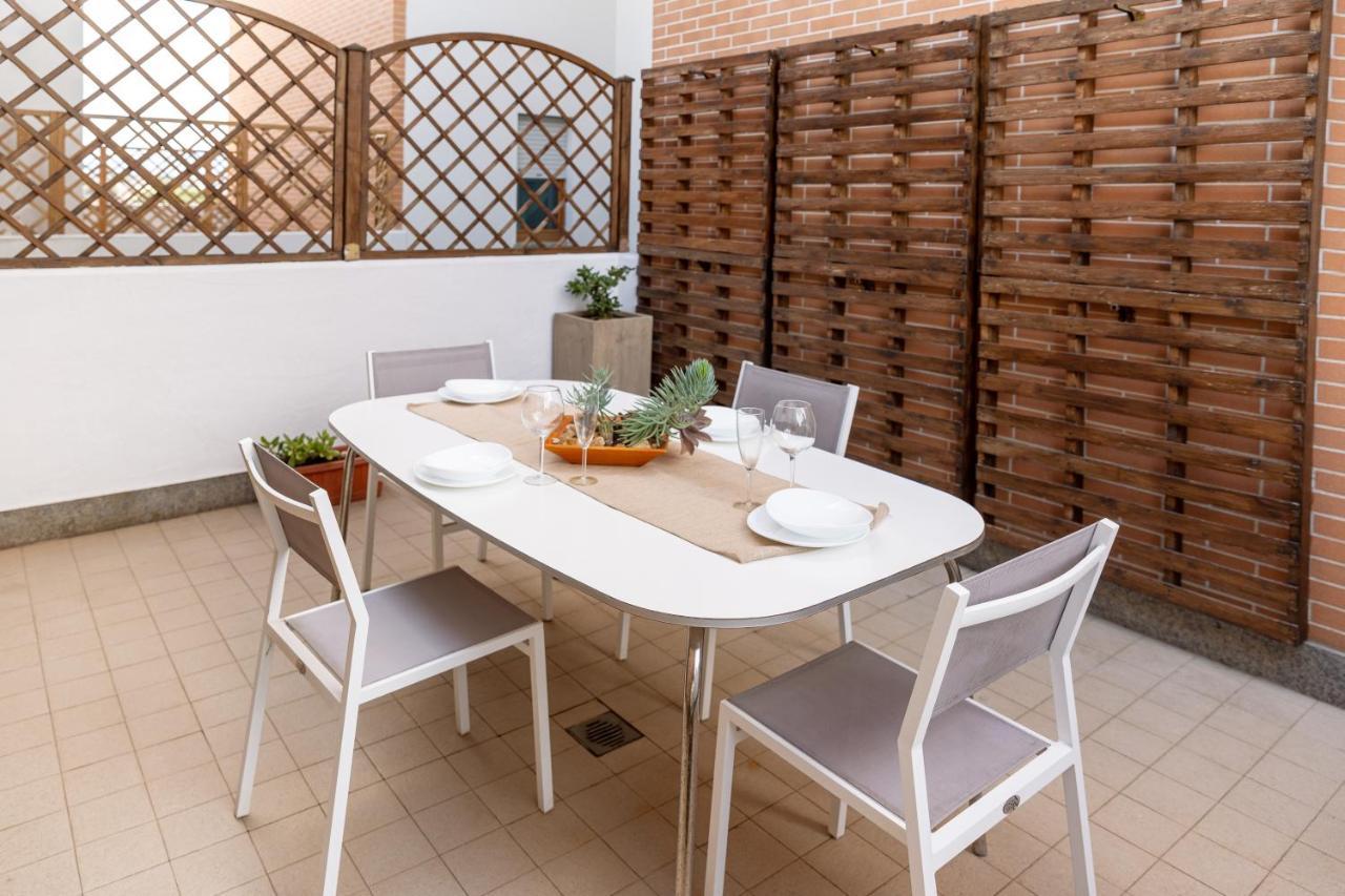 Loft Con Terrazzo - 3 Min Dalle Autostrade By Followgreenhouserome Exterior photo